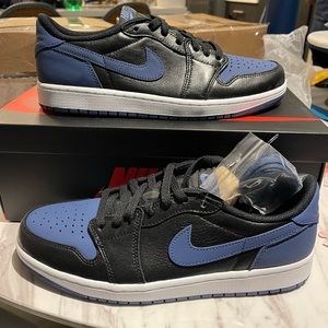 Nike Air Jordan 1 Retro Low OG Mystic Navy Size 10.5  New Sneakers CZ0790-041